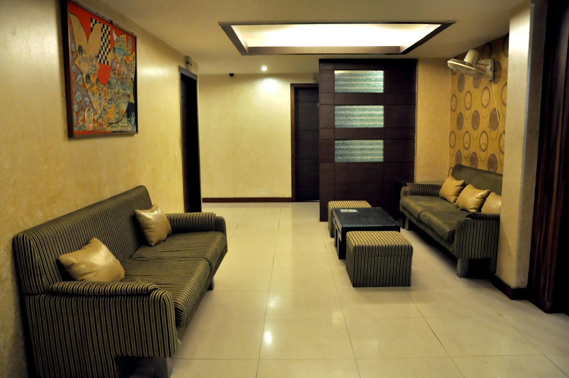 Hotel Crystal Retreat Agra  Buitenkant foto